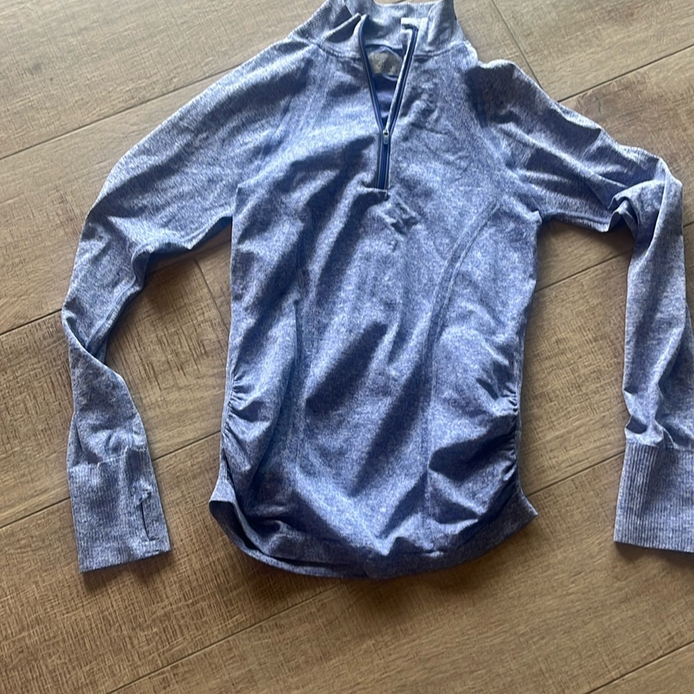 Athleta heather lavender 1/4 zip top. Workout exercise layer Size small